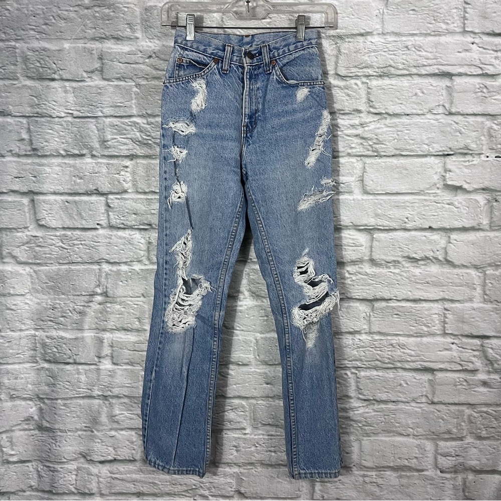 VTG 70’s Levi’s White Tag Distressed Light Wash Straight Leg Jeans 23”x 27”